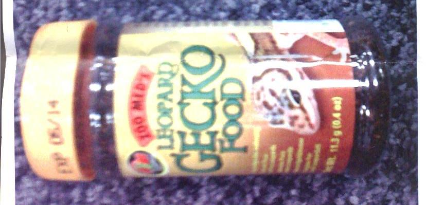 SMALL VITAMIN ENRICHED FLIES FOR LEOPARD GECKOS AND OTHER INSECT EATING REPTILES.INGREDIENTS: SMALL LABORATORY RAISED FLIES AND VITAMIN MIX