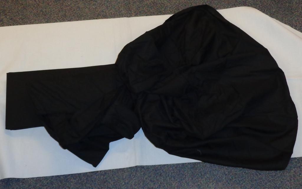 WOVEN BED VALANCE 50% COTTON AND 50% POLYESTER. BLACK IN COLOUR. DIMENSIONS 90 X 190 X 38CM. DESIGNED TO COVER BASE OF BED. PACKAGED FOR RETAIL SALE IN A CLEAR PLASTIC  BAG WITH PRINTED CARD INSERT.