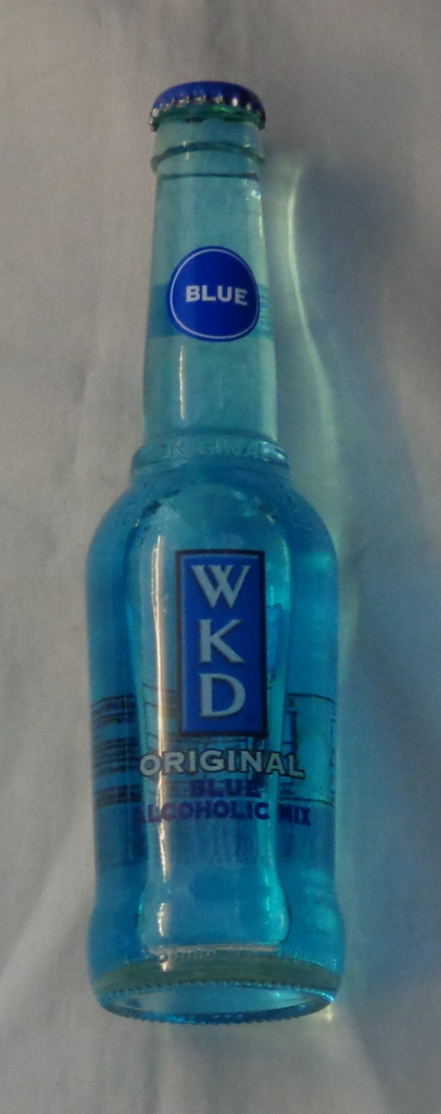 A FERMENTED SPARKLING PREMIX  CONTAINING A MIXTURE OF FORTIFIED HIGH STRENGTH APPLE CIDER WITH CARBONATED WATER, SUGAR, DEXTROSE, CITRIC ACID BLUE RASPBERRY FLAVOURING, COLOUR (E133), AND PRESERVATIVE. THE APPLE CIDER IS FERMENTED FROM APPLE JUICE AND SUGAR, THE APPLE JUICE CONTENT BEING 40% OF THE FERMENT. THIS CREATES A HIGH STRENGTH APPLE CIDER WHICH IS THEN FORTIFIED WITH ETHANOL; THIS HAS 21.9% ABV. HAS A PRESSURE OF 2.3 BAR MEASURED AT 20 DEGREES CELCIUS. NO ULTRAFILTRATION OR REVERSE OSMOSIS HAS BEEN UNDERTAKEN. THE END PRODUCT HAS A 4% ACLOHOLIC STRENGTH AND IS PUT UP FOR RETAIL SALE IN 275 AND 700 ML BOTTLES. IT HAS A TRANSPARENT APPEARANCE SIMILAR TO WATER.