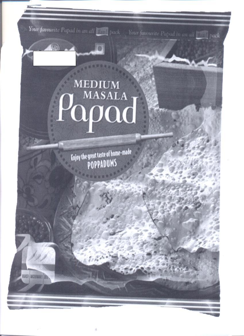 MEDIUM MASALA PAPAD POPPADUMS.
INGREDIENTS: GREEN GRAM PULSE FLOUR, BLACK GRAM PULSE FLOUR,  SALT, BLACK PEPPER, PALMOLINE OIL AND ASOFOETIDA POWDER.