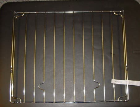 OVEN ROD SHELF USED INTERNALLY IN ELECTRIC AND GAS DOMESTIC APPLIANCE OVENSAND GRILLS.  MADE FROM MILD STEEL WIRE, NICKEL CHROME SURFACE PLATED.