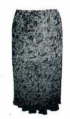 WOVEN SKIRT FOR WOMEN.  REACHING DOWN TO BELOW THE KNEE.  ELASTICATED WAIST, WITHOUT OPENING. LINED.  HEMMED AT BASE. OF VISCOSE.