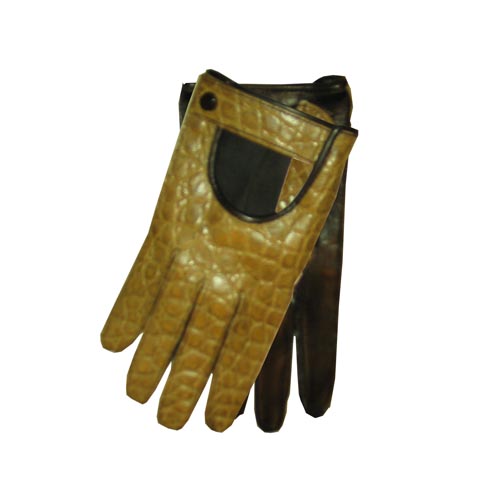 WOMENS FASHION GLOVES. OF REPTILE SKIN.