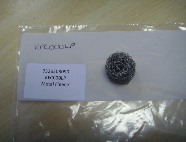 A KETTLE FUR COLLECTOR MADE OF STAINLESS STEEL WIRE IN A CIRCULAR ROD SHAPE. ITEM TO BE PLACED IN THE KETTLE WHERE IT ATTRACTS THE CALCIUM DEPOSITS SO KEEPING THE KETTLE CLEANER AND SCALE FREE.