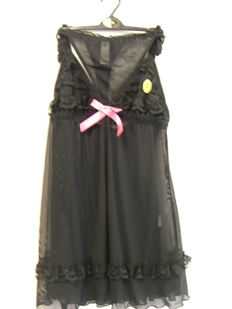 WOVEN BABYDOLL PYJAMAS FOR WOMEN. UPPER  GARMENT REACHES DOWN TO BELOW THE HIPS. WITH ADJUSTABLE SHOULDER STRAPS. ELASTICATED UNDER THE BUST, WITH APPLIED BOW AT CENTRE FRONT. WITH DECORATIVE FRILLS ON BUST AND TOWARDS BASE OF GARMENT.  PACKED FOR RETAIL SALE ON A HANGER WITH A PAIR OF MATCHING WOVEN BRIEFS WITH LINED GUSSET. 100% POLYESTER