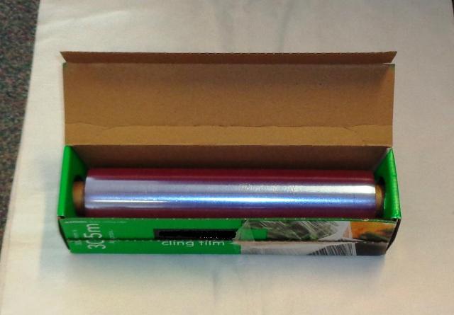 CLING FILM MADE OF NON-SELF ADHESIVE POLYVINYL CHLORIDE. NON CELLULAR AND NOT REINFORCED OR LAMINATED WITH OTHER MATERIALS.MEASURES APPROXIMATELY 300MM X 305M. 7 MICRONS THICKNESS. FILM NOT STABILIZED AGAINST UV. CONTAINS BETWEEN 30 AND 40 PARTS OF PLASTICIZER TO 100 PARTS OF PVC.PRESENTED IN A SHARP CUTTING EDGE CARDBOARD BOX.