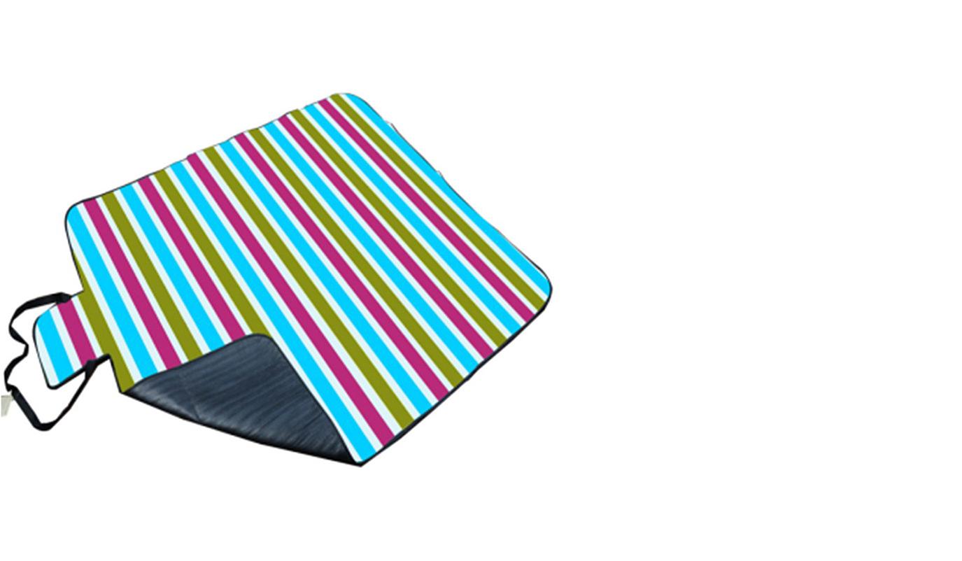 PICNIC RUG. WITH A SOFT POLYESTER TOP (47%) AND PE PLASTIC (50%)BOTTOM. WITH FOAM FILLING.