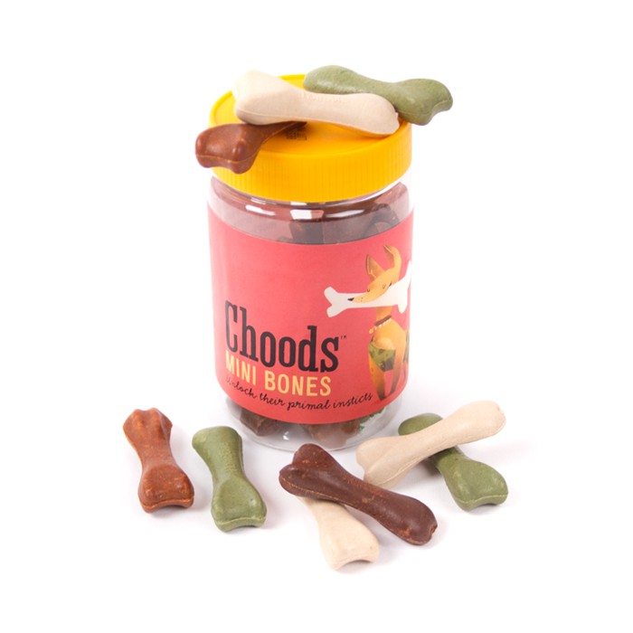 SMALL BONE SHAPED DOG TREATS. INGREDIENTS:WHEAT FLOUR ,, ISOMALTO-OLIGOSACCHARIDE  , NATURAL FLAVOUR  , DIETARY FIBRES  , CHONDROITIN, ,GLUCOSAMINE  COMPOUND YEAST , MULTI-VITAMINS , ORGANIC TRACE ELEMENTS, NATURAL COLORANTS , GLYCERIN  , ESSENTIAL OILS,. PUT UP FOR RETAIL SALE . CONTAINS MORE THAN 30% BY WEIGHT OF STARCH.