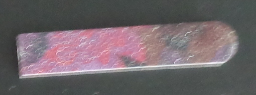 LADIES EMERY BOARD NAIL FILE- A TRADITIONAL EMERY BOARD MADE FROM EMERY PAPER GLUED TO A FOAM INNER. THIS MAKES IT BOTH ABRASIVE AND FLEXIBLE. IT IS USED FOR FINGER NAIL AND TOE NAIL CARE. THEY ARE USED BY MANICURISTS TO SHAPE AND SMOOTH THE NAIL DURING MANICURE AND PEDICURE SESSIONS. IT HAS A DECORATIVE DESIGN ON BOTH SIDES. THE NAIL FILE IS MADE UP OF SAND ON PAPER GLUED ONTO AN EVA/PP INNER FOAM.