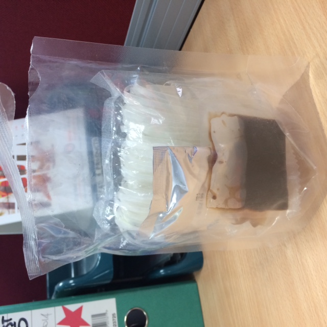 DRIED NOODLES WITH SACHETS OF SPICES/HERBS, SOYBEAN SAUCE AND CHILLI SAUCE. THE HERBS ARE BOILED IN WATER TO FORM A STOCK. THE NOODLES ARE COOKED SEPARATELY IN ANOTHER BOWL WITH WATER, AND THEN DRAINED. THE NOODLES ARE THEN PLACED IN A SERVING BOWL, TO WHICH OTHER INGREDIENTS (NOT INCLUDED WITH THE PRODUCT) CAN BE ADDED. THE STOCK IS THEN POURED OVER. THE SAUCES CAN BE ADDED ACCORDING TO PREFERENCE. PRODUCT IS PRESENTED IN A 157G BAG