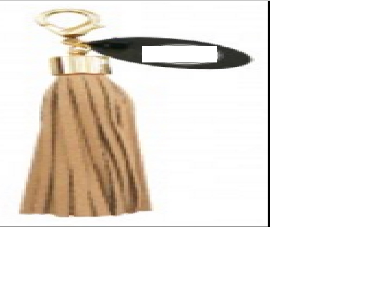 A CHARM IN THE FORM OF A BEIGE TASSEL. MADE FROM STRANDS OF PU LEATHER OF WHICH THE THICKNESS OF EACH STRAND IS LESS THAN 5MM. DESIGNED AS AN ACESSORY FOR DECORATIVE USE, FOR EXAMPLE CAN BE HUNG ON A HANDBAG OR OTHER ITEM. FEATURES GOLD STYLE CLIP FOR ATTACHMENT PURPOSES.