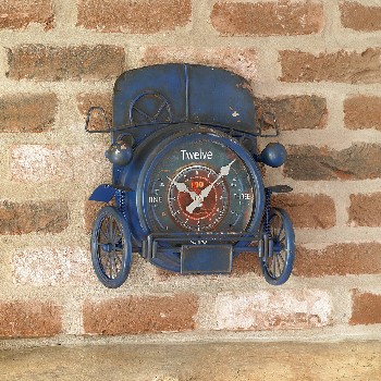 WALL MOUNTED CLOCK. MADE OF METAL (STEEL) IN THE FORM OF A CAR. CONTAINS 1 CLOCK. BATTERY OPERATED REQUIRING 1XAABATTERY, NOT INCLUDED, PACKED IN A PRINTED FULL COLOUR CARDBOARD BOX.