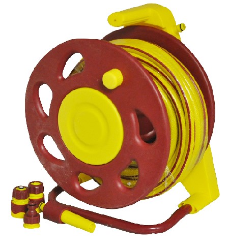 15M WALL MOUNTABLE HOSE REEL SET. WHICH COMES WITH AN ADJUSTABLE SPRAY NOZZLE, TAP CONNECTOR, 2 FEMALE WATER STOPS AND FEMALE HOSE FITTING FOR SPRAYING AND DISPERSING WATER. READY ASSEMBLED COMPLETE WITH HOSE FITTINGS AND WALL BRACKET. PACKAGED FOR RETAIL SALE WITH FULL COLOUR LABEL. FOR USE IN THE GARDEN. THE HOSE PIPE IS A 3 PLY POLYESTER REINFORCED HOSE.