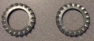 STEEL SERRATED WASHER (ZINC PLATED) USED AS AN ACCESSORY TO A LOCKNUT.
IT WOULD BE USED WHERE THE USER WISHES TO REDUCE MOVEMENT OR LOOSENING OF THE LOCKNUT VIA THE SERRATED TEETH WHICH PROVIDES ADDITIONAL GRIP.