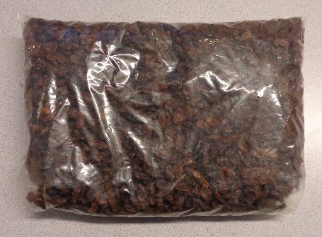 RAISINS, INTENDED TO BE USED TO FEED BIRDS SUCH AS PARROTS. THEY WILL BE MIXED WITH OTHER ITEMS SUCH AS NUTS AND PIECES OF DRIED BANANA. THE RAISINS HAVE NOT BEEN TREATED TO MAKE THEM UNFIT FOR HUMAN CONSUMPTION.