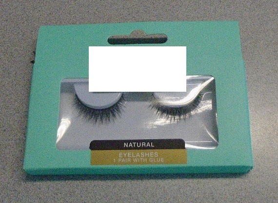 ONE PAIR OF FALSE EYELASHES. MANUFACTURED FROM 100% PET (POLYETHYLENE TEREPHTHALATE). SUPPLED WITH A VIAL OF GLUE WHICH IS USED TO AFFIX THE LASHES. PACKAGED IN A HANGING CARD VISUAL DISPLAY PACK.