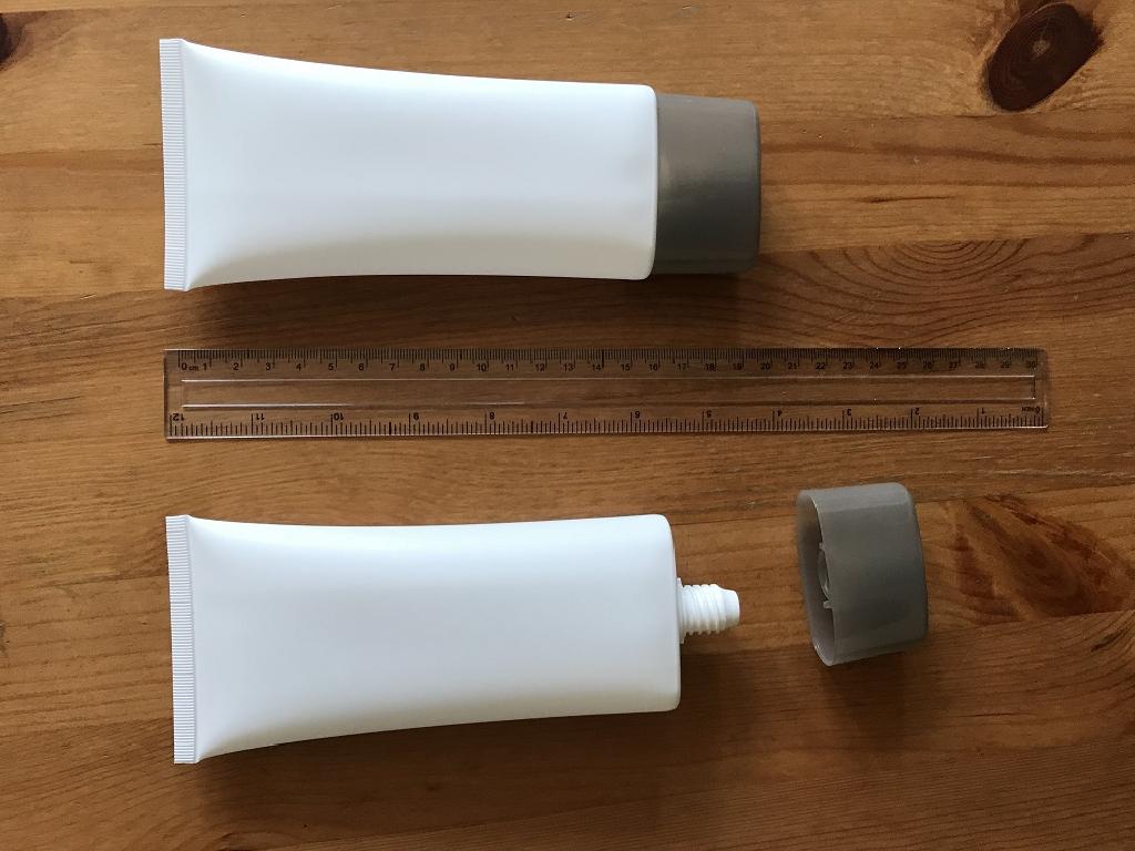 THE GOODS ARE PLASTIC TUBES WITH SEPARATE SCREW ON PLASTIC CAPS. USED FOR PACKAGING OF GOODS. THE TUBES ARE MADE OF MEDIUM DENSITY POLYETHYLENE (MDPE) WITH ETHYLENE VINYL ALCOHOL (EVOH). 
THE CAPS ARE MADE OF POLYROPYLENE.