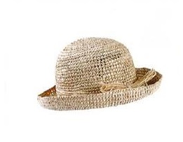 LADIES HAT WITH A BRIM AND DECORATIVE TRIM.  MADE OF 100% NATURAL FIBRES.  THE NATURAL FIBRE STRIPS ARE 0.5 CM WIDE AND PRE-MADE INTO PLAITING STRIPS.  THE PLAITING STRIPS ARE THEN SEWN IN TO A SPIRAL CONSTRUCTION TO FORM THE HAT.