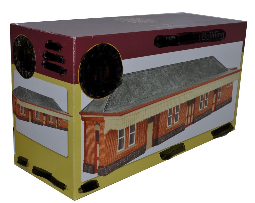 SCALE MODEL OF GREAT WESTERN RAILWAY (GWR) RAILWAY STATION.  1:76 SCALE.  MOULDED IN RESIN (PLASTIC) AND HAND DECORATED.  FOR USE WITH MODEL RAILWAYS.  SUPPLIED READY FOR RETAIL SALE IN A RETAIL BOX.
