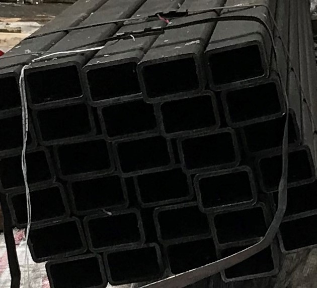 THE PRODUCT IS A NON-ALLOYED STEEL TUBULAR PRODUCT, PRODUCED FROM NON-ALLOY STEEL WITH MAX CHEMICAL COMPOSITION C 0.25%, MN 1.60%, P 0.55%, S 0.05%, SI 0.55%, THE PRODUCT IS LONGITUDINALLY WELDED, NON-GALVANIZED, WITH A NON-CIRCULAR CROSS-SECTION THAT REMAINS THE SAME THROUGHOUT ITS LENGTH. WITH A WALL THICKNESS EXCEEDING 2MM, MAXIMUM CROSS SECTION DIMENSION 40X40CM, LENGTH 20M.