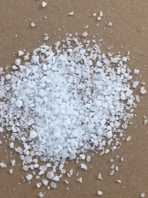 POLYCHLOROTRIFLUOROETHYLENE (PCTFE) IN THE FORM OF SMALL, LIGHT COLOURED, IRREGULAR SHAPED PIECES. CAS NO. 9002-83-9. PACKAGED IN 50 KILOGRAMME DRUMS.
