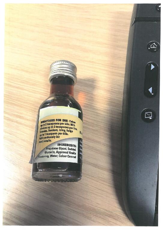 VANILLA FLAVOURING ESSENCE. 28ML BOTTLE. INGREDIENTS; PROPYLENE GLYCEROL,SORBITOL,GLYCERIN,APPROVED VANILLA FLAVOURING,WATER,COLOUR CARAMEL.USED FOR CAKES,MILK SHAKES,CREAMS,FONDANT ICING AND FUDGE.PUT UP FOR RETAIL SALE