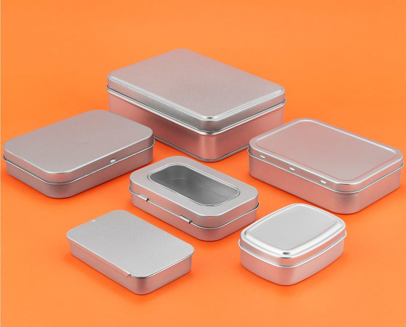 TINPLATE CONTAINERS. THEY ARE MADE OF 99.5% IRON AND 0.5% TIN WITH A THICKNESS BETWEEN 0.21MM AND 0.3MM AND THE CAPACITY IS A MAXIMUM OF 10 LITRES.
THE EMPTY CANS AND BOXES ARE SALES PACKAGING WHICH COMPANIES CAN BUY FOR THEIR PRODUCTS TO BE SOLD IN.
