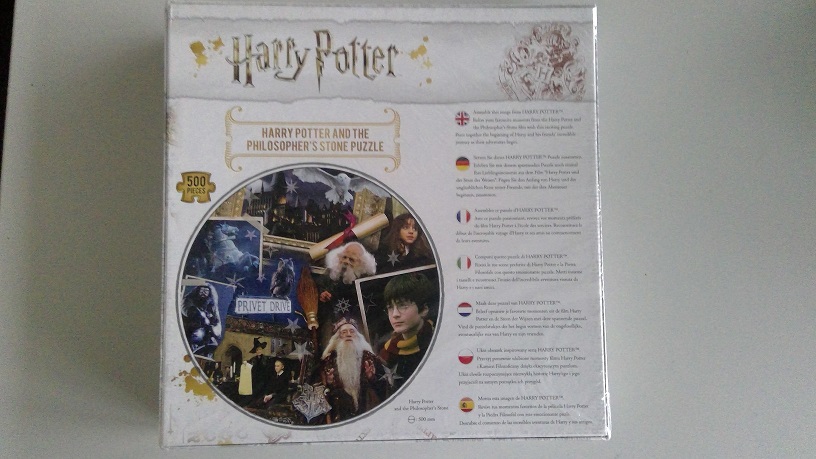 A 500 PIECE JIGSAW PUZZLE
THE PUZZLE IS OF A WELL KNOWN FILM FRANCHISE. THE FINISHED PUZZLE IS OF NUMEROUS PICTURES RELATING TO THE FILM.
MADE OF CARD
PUZZLE LENGTH 500MM
AGES 10+
PACKAGED IN A CARDBOARD BOX.