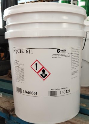 Antikorozivni pripravak koji služi za preventivnu zaštitu od korozije kod hidrodinamičkog čišćenja ili vodenog pjeskarenja čeličnih i drugih
metalnih površina, u obliku koncentrata u vodenom mediju. Ne sadrži naftna ulja. Na površini metala stvara vrlo tanak proziran zaštitni film.
Isporučuje se u kanistrima od 19 litara i bačvama od 208 litara.