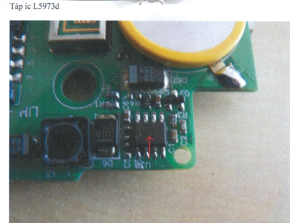 L-5973D táp integrált elektronikus áramkör, beépítésre szerelve - Verifon márkájú bankkártya leolvasó berendezéshez. Monolitikus integrált áramkör egyenáramú feszültség szabályozására 2x4 lábkiosztással. Bemeneti feszültség 4 -36 V között. Kimeneti beállítható feszültség 1.235-35 V között. Áramerősség 2.5 A.
