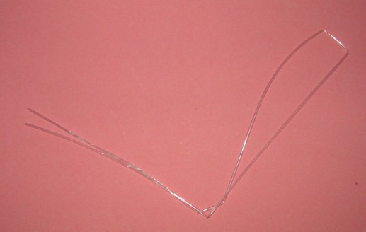 TUBING OF PLASTIC, OF LOW DENSITY POLYETHYLENE, FLEXIBLE, USED TO JOIN A BALLOON TO A STENT IN A MEDICAL DEVICE, IT HAS A MINIMUM BURST PRESSURE OF 27,6MPa.