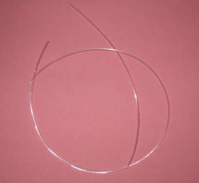 A TUBE OF PLASTIC, OF LOW DENSITY POLYETHYLENE, FLEXIBLE, USED TO JOIN A BALLOON TO A STENT IN A MEDICAL DEVICE, IT HAS A MINIMUM BURST PRESSURE OF 27,6MPa.