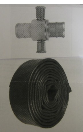 A FIRE HOSE PIPE, COMPOSED OF THREE LAYERS, THE INSIDE LAYER IS A LINING MADE OF RUBBER, THE NEXT LAYER IS COMPOSED OF STRIPS OF POLYESTER AND POLYPROPYLENE (70% POLYESTER AND 30% POLYPROPYLENE), THE WIDTH OF EACH STRIP IS 7 TO 8 MM, THE FINAL LAYER IS A COATING OF 70% POLYVINYL CHLORIDE AND 30% RUBBER, THE HOSE IS SEAMLESS AND HAS A COUPLING ATTACHED.