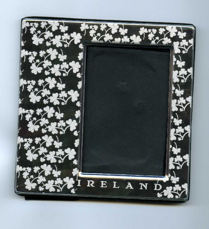 ALUMINIUM PHOTO FRAME