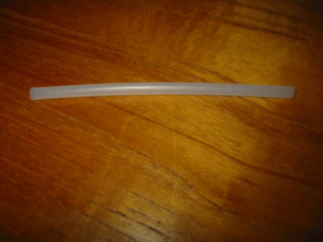 SEAMLESS FLEXIBLE TUBING MADE OF HIGH DENSITY POLYETHYLENE (HDPE); OF A LENGTH WHICH EXCEEDS ITS CROSS-SECTIONAL DIMENSION. THE TUBING IS PRESENTED WITH FITTINGS AND IS USED AS A PROTECTIVE PACKAGING FOR A MEDICAL DEVICE.