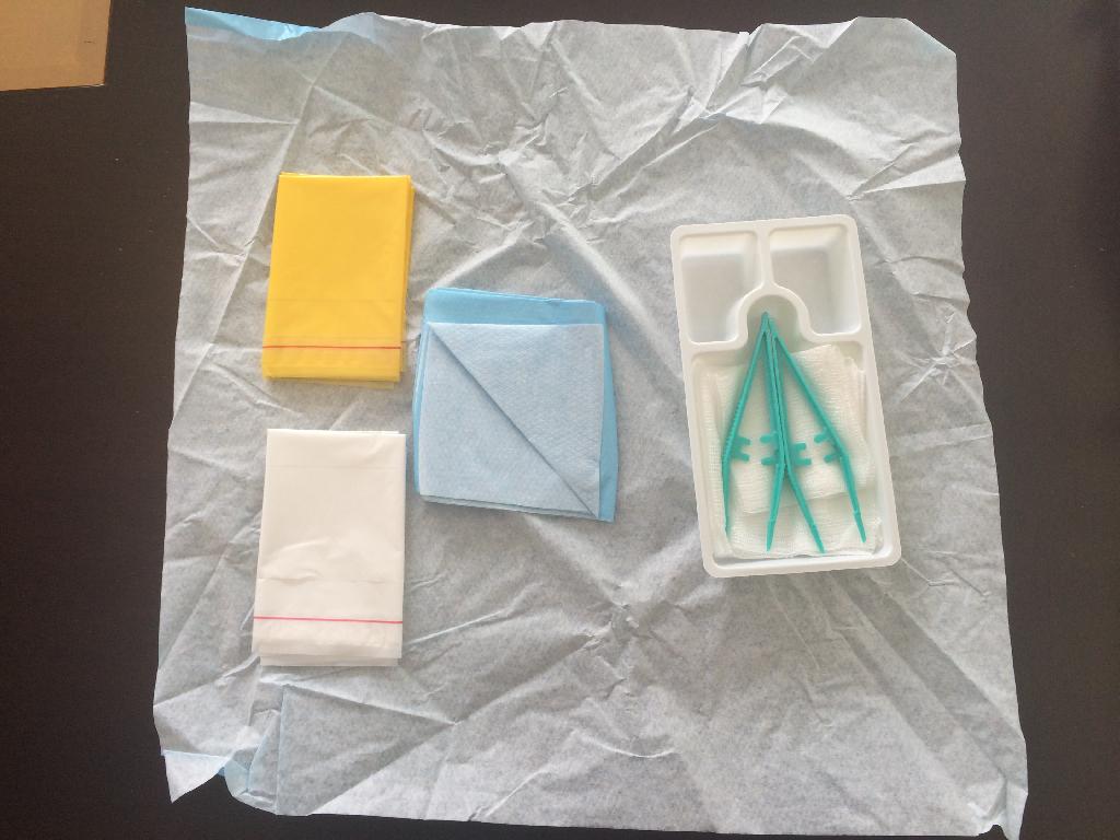 STERILE DRESSING PACK
DECLARED BY THE APPLICANT TO CONTAIN THE FOLLOWING ITEMS: 
2 PC BLUE POLY/TISSUE LAMINATED FIELD OF SIZE 45 CM X 45 CM,  
1 PC PLASTIC TRAY WITH 3 COMPARTMENTS OF SIZE 18.2 CM X 9.8 CM X 2.3 CM,  
3 PCS GAUZE SWAB OF SIZE 7.5 CM X 7.5 CM - 8 PLY,BP TYPE 13,
3 PCS GAUSE SWAB OF SIZE 10 CM X 10 CM - 8 PLY, BP TYPE 13,  
2 PCS GREEN PLASTIC FORCEPTS OF LENGTH 12.5 CM, 
1 PC YELLOW BAG OF SIZE 29.5 CM X (40+4) CM  
1 PC WHITE BAG OF SIZE 29.5 CM X (40+4) CM.