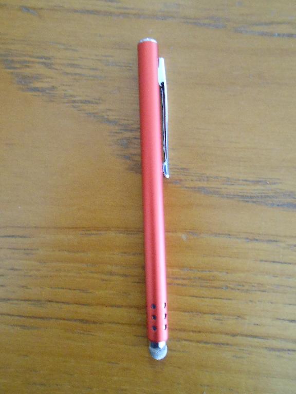 A UNIVERSAL STYLUS PEN FOR USE WITH TOUCHSCREEN DEVICES. IT HAS AN ALUMINIUM CASING, A PEN STYLE CLIP FOR SECURING IN THE POCKET AND A MICROFIBRE TIP.