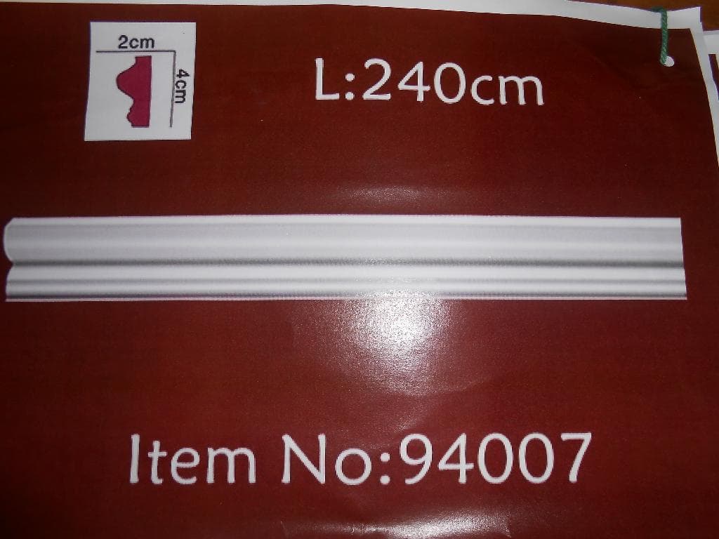 MOULDING - TO BE PERMANENTLY FIXED TO WALL USING SILICONE ADHESIVE.  PRODUCT MADE OF 100% FROM POLYURETHANE RESIN AND IS FITTED ON THE HOUSE/OFFICE/HOTEL INNER WALL FOR DECORATION.