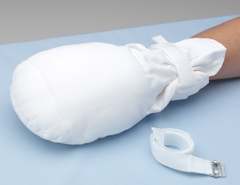 POSEY MITTS - WITHOUT FINGER SEPARATORS - COTTON MITTS WITH FOAM INSERT FOR PATIENTS WHO DISRUPT MEDICAL TREATMENT BY PULLING AT THEIR IV LINE/CATHETER OR ARE PRONE TO SELF INJURY.