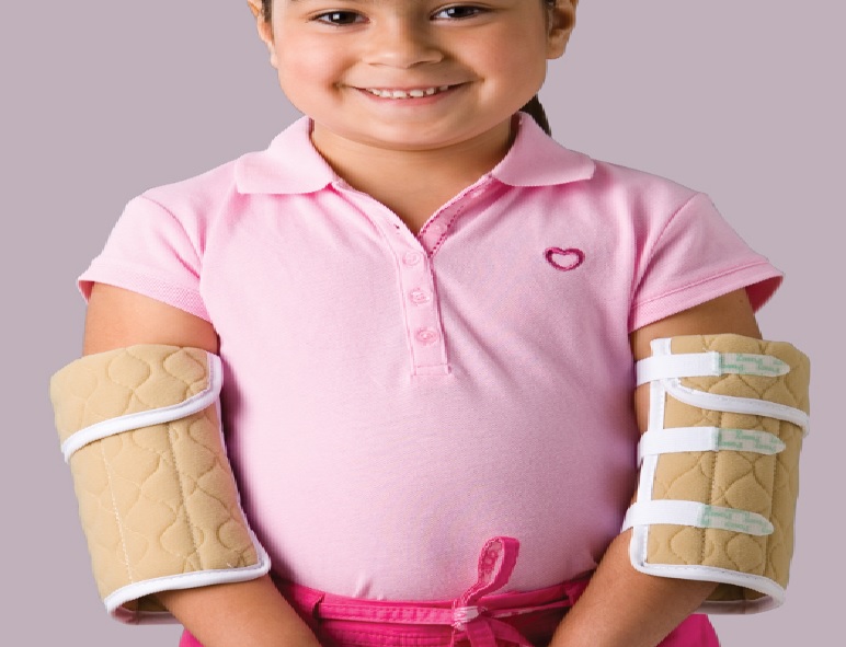 POSEY ELBOW SPLINTS - FOAM PROTECTION WITH STIFFENERS FOR PATIENTS REQUIRING AN EXTERNAL LIMB SPLINT - WRAPS AROUND THE ARM AND SECURES WITH HOOK/LOOP.  CAN ALSO BE PINNED TO CLOTHING. FOR HOSPITAL/MEDICAL USE. MADE FROM A QUILTED LAYER OF KNIT POLYESTER, POLYESTER FOAM AND MUSLIN (COTTON) BACKING.