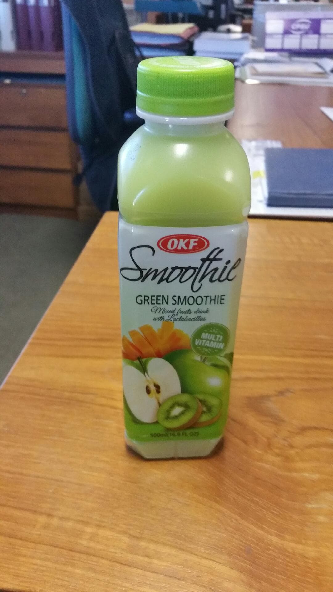 A SMOOTHIE DRINK MADE FROM WATER, FRUIT JUICES, FLAVOURS, CITRIC ACID, YOGHURT BASE, SKIM MILK POWDER, FRUCTOSE, SUGAR, CELLULOSE GUM, SOYBEAN POLYSACCHARIDE, TRISODIUM CITRATE, SALT, MONOESTER P, VITAMIN COMPLEX, ENZYMATICALLY MODIFIED RUTIN, YELLOW 5(E102) AND BLUE 1(E138).