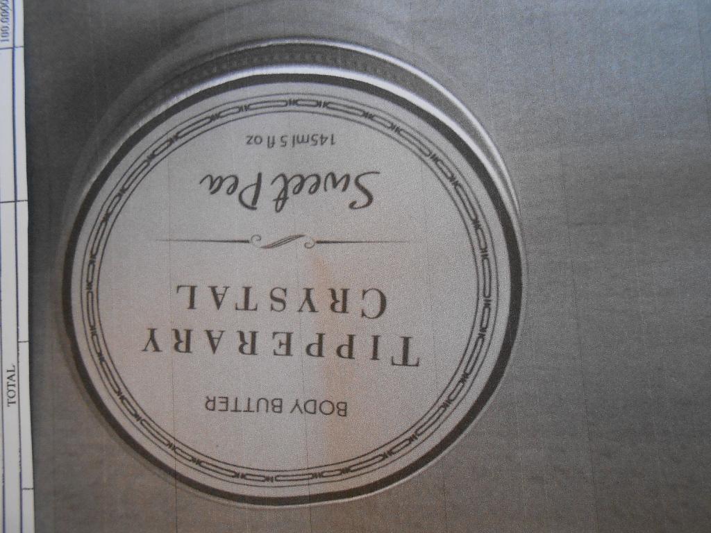 BODY BUTTER
PACKAGED IN A 145ML POT
PART OF A BATH AND SHOWER SET WITH OTHER ITEMS WHICH HAVE BEEN CLASSIFIED SEPARATELY. SET ALSO CONTAINS SCENTED BATH & SHOWER GEL, SCENTED SOAP BAR, EXFOLIATING BACK SCRUBBER AND WOODEN NAIL BRUSH PACKED IN A MINIATURE WOODEN FRENCH DRESSER