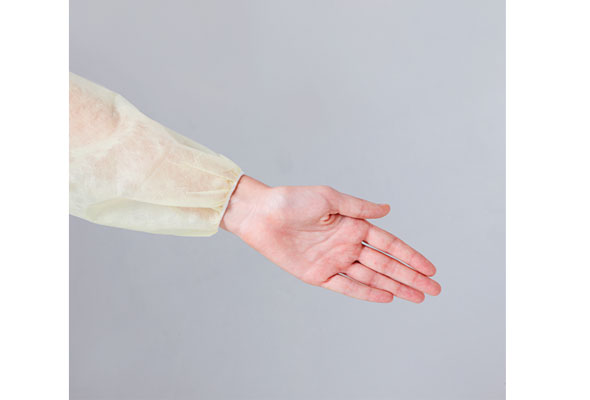 AN ISOLATION GOWN WITH LATEX FREE ELASTIC CUFFS. THIS GOWN IS MADE FROM PPSB 25/GM2 AND IS INTENDED FOR USE IN ISOLATION, CSSD, THEATRE AND FOR VISITOR USE.
COMPOSITION: POLYPROPYLENE (68% APPROX), POLYESTER, POLYAMIDE
COLOUR BLUE
DRAW STRINGS/TAPES AT WAIST AND NECK