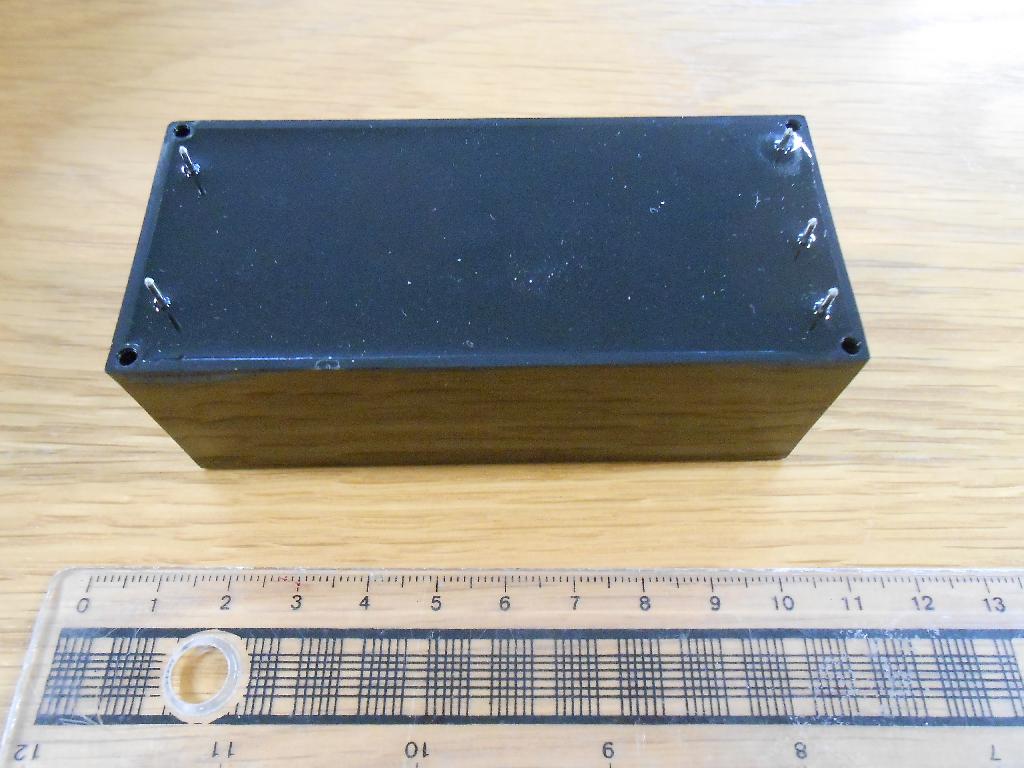 SWITCHING MODE POWER SUPPLY- AC/DC POWER CONVERTER. THE POWER SUPPLY IS USED FOR OPENING AND CLOSING INDUSTRIAL ROLLER SHUTTER DOORS.