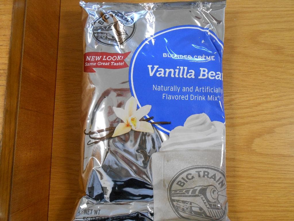 VANILLA FLAVOURED POWDER MIX MADE FOR  BEVERAGES AND DESSERT PRODUCTS.