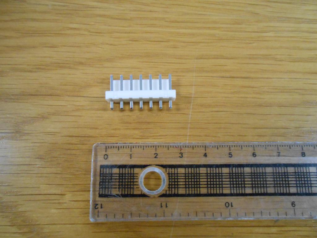 ELECTRICAL PIN SOCKET FOR PRINTED CIRCUIT BOARDS.
MAKES ELECTRICAL CONNECTION.
USED ON PCB IN A NUMBER OF POWER UNITS.
7 POL PIN CONNECTOR. IT IS SOLDERED ONTO THE PRINTED CIRCUIT BOARD. A CABLE IS PLUGGED INTO IT.