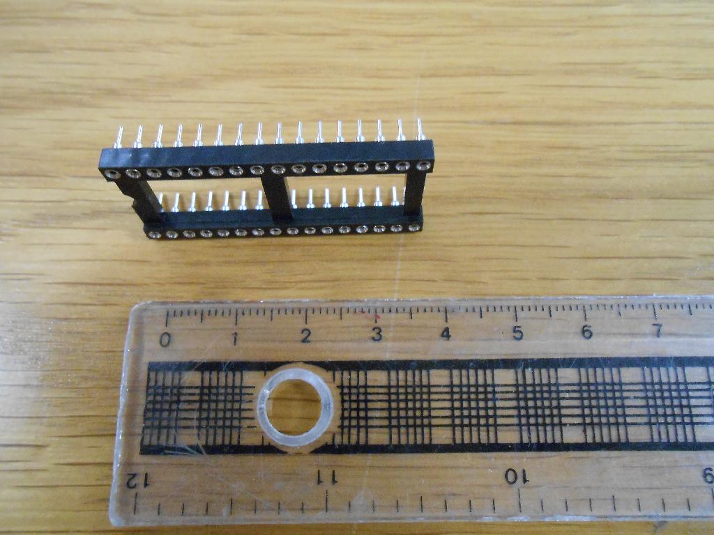 ELECTRICAL PIN SOCKET FOR PRINTED CIRCUIT BOARDS.
MAKES ELECTRICAL CONNECTION.
USED ON PCB IN A NUMBER OF POWER UNITS.
SOCKET FOR INTEGRATED CIRCUIT. IT CONNECTS THE INTEGRATED CIRCUIT TO THE PRINTED CIRCUIT BOARD.