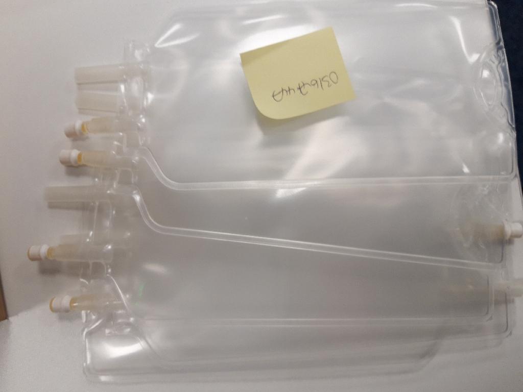 2 port bag injecting site - a closure of plastic. 031647447 is our part number.
This would be used to add antibiotics into the solution in the bag and then the solution transfers into the patient intravenously. The doctor would inject the antibiotic using a syringe into the injecting site and into the solution in the bag
