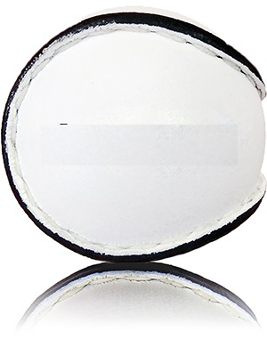 SLIOTAR. THIS IS A PURPOSE MADE BALL FOR PLAYING HURLING (AN IRISH SPORT).
IT IS MADE FROM THREE PHASE MOULDED PU CORE AND HAS A WATERPROOF MICRO-COATED LEATHER OUTER. IT IS 100% HAND STITCHED.

IT IS AVAILABLE IN THREE SIZES RANGING IN WEIGHT FROM 75GM TO 115GM AND IN DIAMETER FROM 67MM TO 89MM.