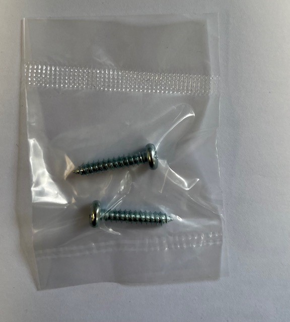 Screw pack containing:

2 x  No. 6 x 3/4 self tapping screw zinc in a sealed clear plastic bag.
Used in the installation of smoke alarms.